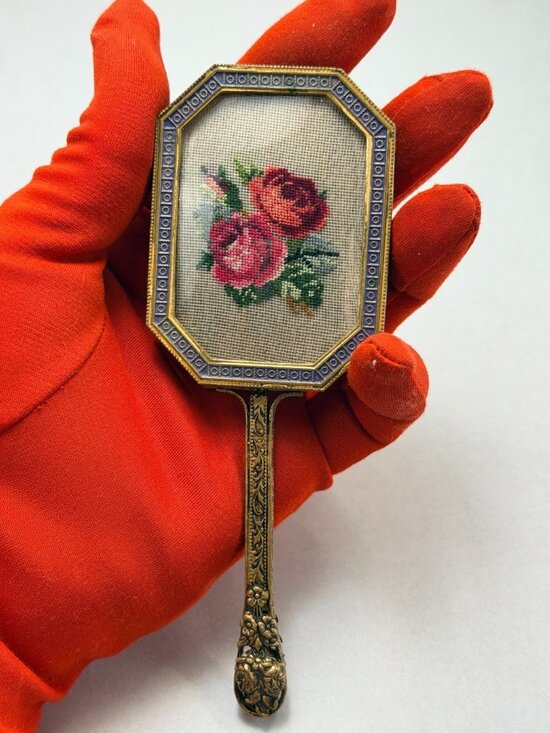 Unbranded Accessories - Vintage Ornate Hand Mirror Floral Needlepoint Gold Tone Small Vanity Mirror